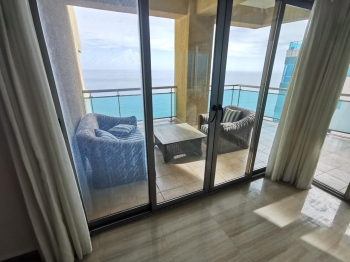 ! exelente !   apartamento en alquiler vista al mar en malecón center