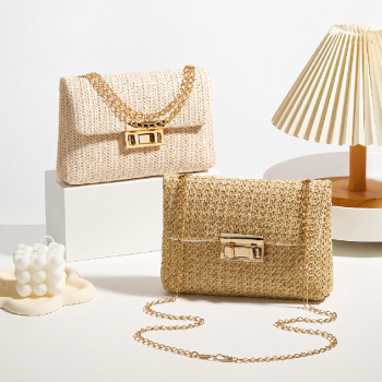 Bolsa tejida tipo clutch