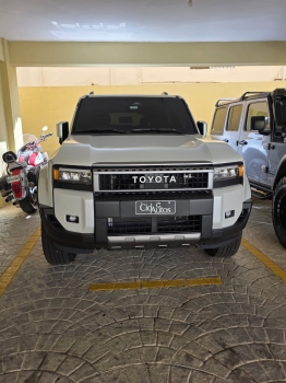 Toyota land cruiser prado diesel de la casa 26