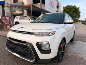 Kia soul lx 2020
