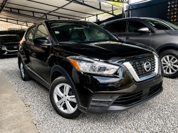 Nissan kicks 2020 cleannnn carfaxxx!!!!!!!!!!!!