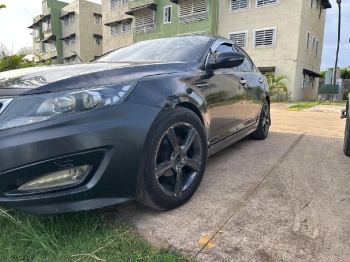Vendo carro kia k5 del 2013 en santo domingo dn
