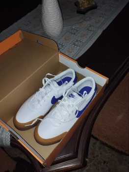 Tenis nike court vision low. size 10 us/ 44. en su caja nuevos