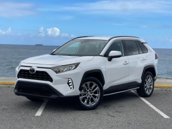 Toyota rav4 xle 2020