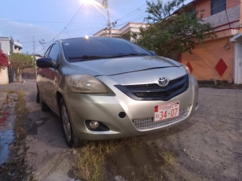 Toyota yaris 2006