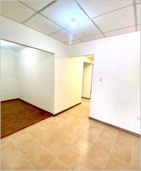 Alquilo  local comercial o de oficinas en mirador norte av. privada 5
