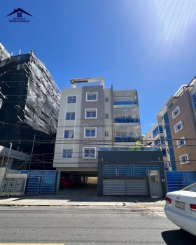 Apartamento con terrasa privada en vista hermosa