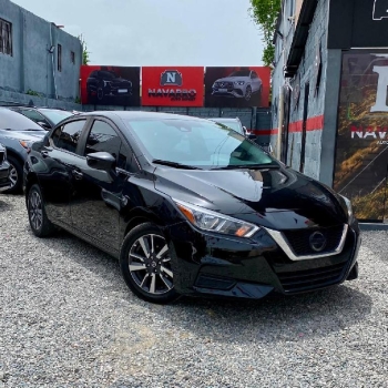 Nissan versa sv 2020