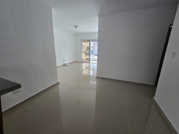 Apartamento en altos de alameda 1er nivel con patio privado