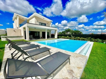 Vendo villa en la romana