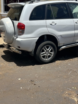Jeepeta rav4 2004