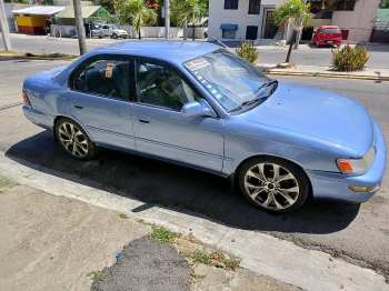 Se vende corolla 1994