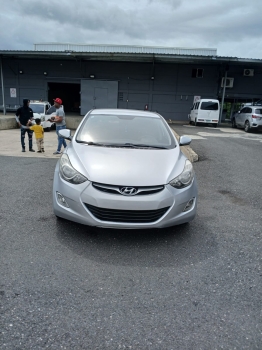 Hyundai elantra 2012