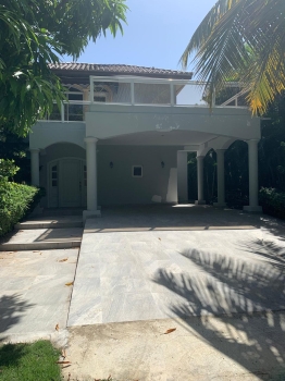 Villa en venta en juan dolio.