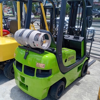 Montacargas hyster toyota clark komatsu