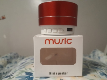 ???? mini altavoz bluetooth portátil metálico????