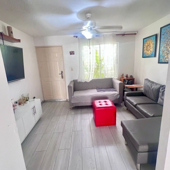 Casa en la jacobo majluta residencial se vende amueblada  colinas del