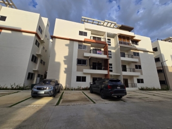 Apartamento en jacobo majluta 2do nivel terrazas del arroyo