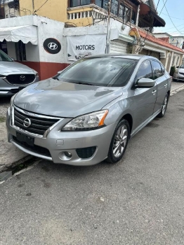 Nissan sentra sr 2014