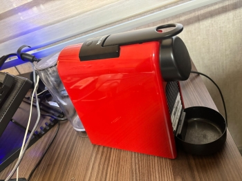 Cafetera nespresso essenza mini – como nueva rd5000