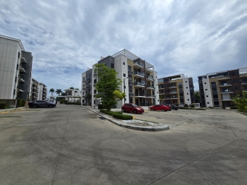 Apartamento en 2do piso detrás de la embajada americana residencial au