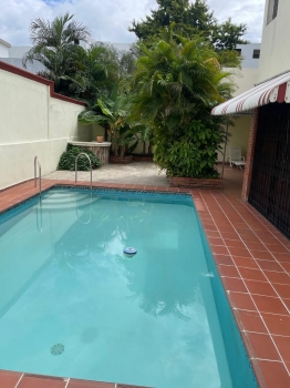 Se vende casa en costa verde