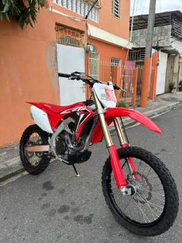 Honda r450 2020 en peravia