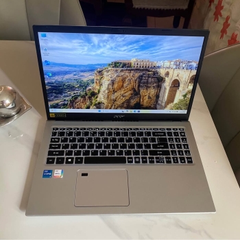Acer aspire 5  i5 11.a gen 2.4 ghz  12gb ram  500gb ssd  15.6  teclado