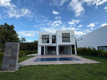 Vendo villa en playa nueva romana