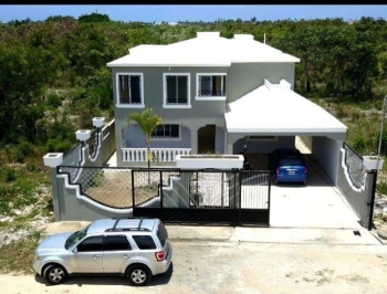 Casa en venta en las americas casa en santo domingo este