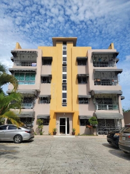 Vendo confortable y amplio apartamento en santo domingo este. 2do. niv