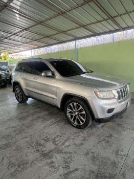 Jeep cherokee límited  2012 en peravia