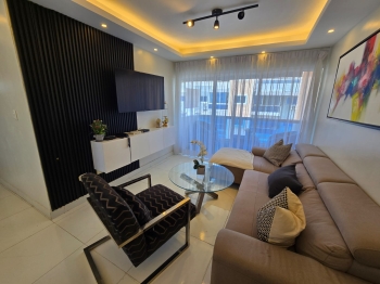 Apartamento con terraza en villas naco km 13 autopista duarte entrando