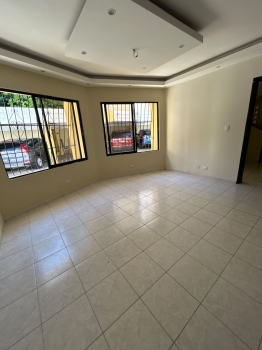 Apartamento en venta  primer nivel con patio privado  el millÓn