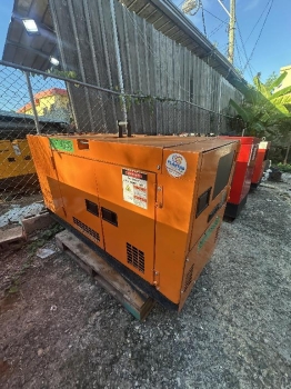 Planta elÉctrica denyo de 25 kw siper silenciosa disponible