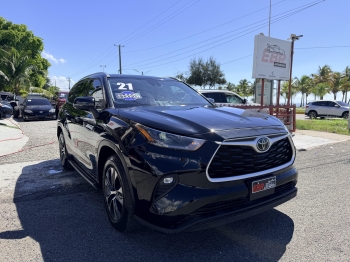 Toyota highlander xle 2021
