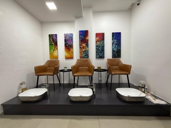 Equipo completo para salón de manicura y pedicura 3 estaciones
