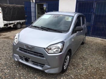 Daihatsu mira año2019