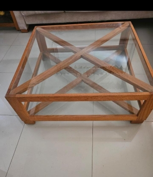 Mesa de centro en roble