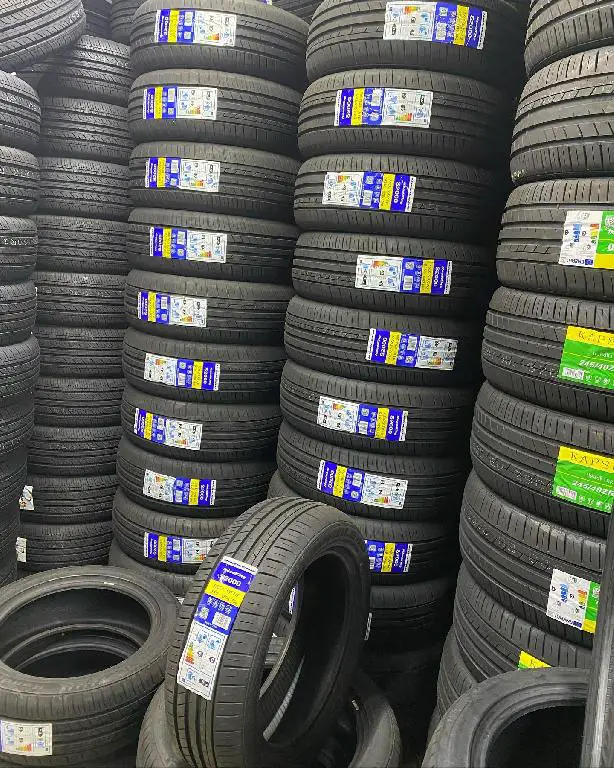 Gomas nuevas y usadas tenemo los mejores precios Foto 4926229-f1.jpg