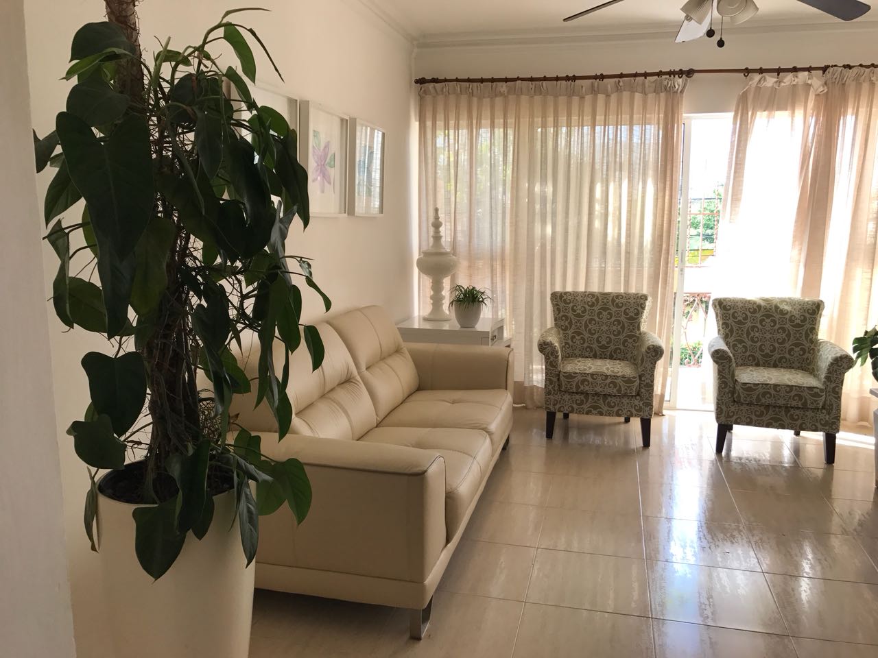 apartamento de oportunidad en el millon 3hab.170mt2.2parq.2dopiso Foto 6078965-5.jpg