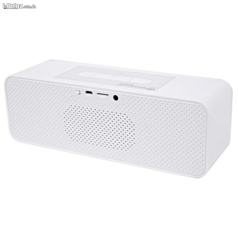 Bocina Bluetooth Potente Marca Rockville 30 Watts 10 Horas Batería La