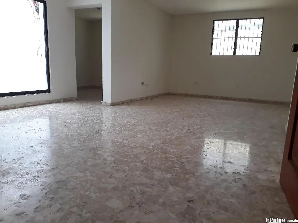 Vendo casa en el Res. la Concordia Km.14 Aut. Duarte Foto 6869107-4.jpg