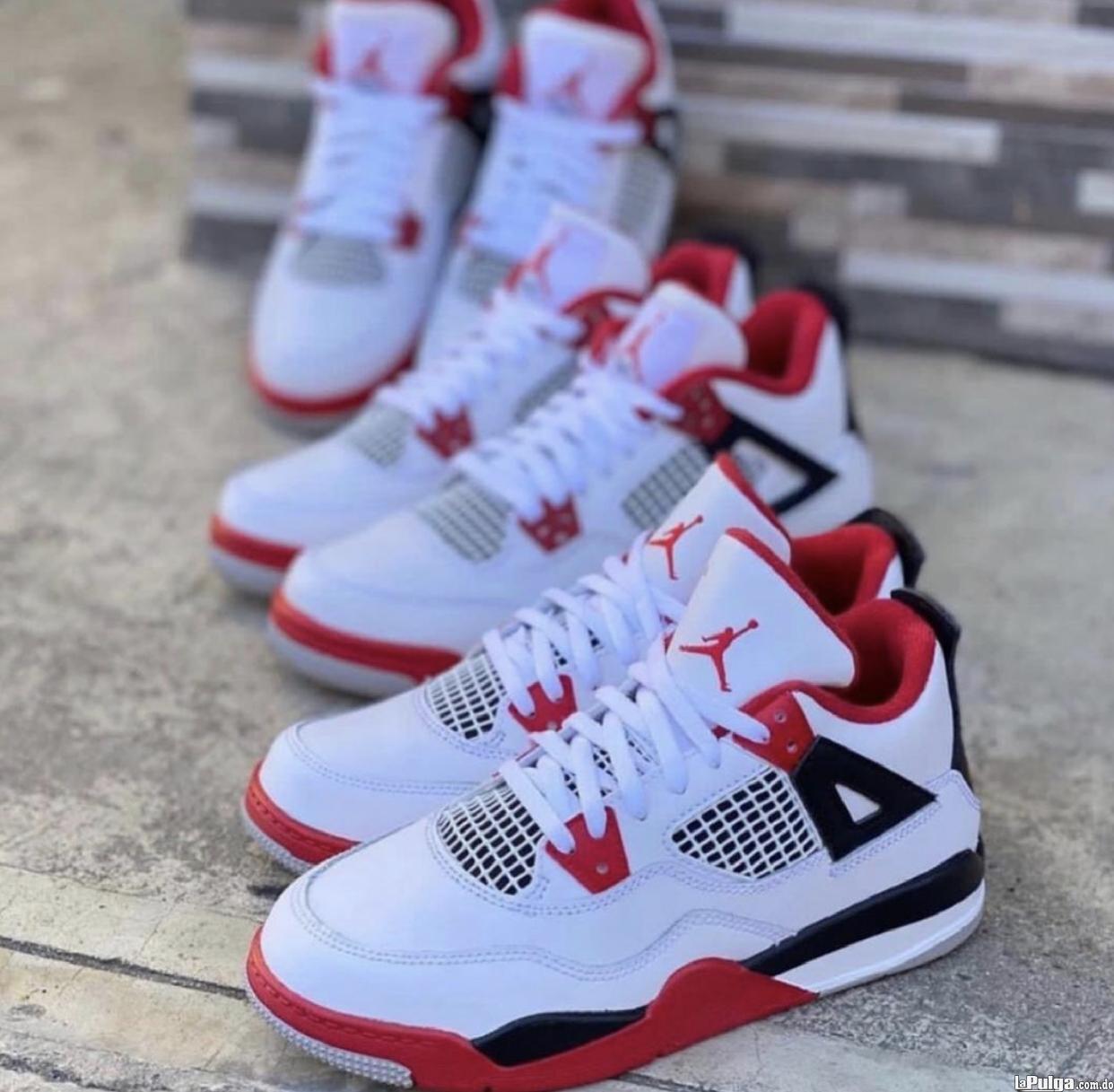 Tenis Jordan Retro 4 Fire Red 2K24 Foto 6998559-3.jpg