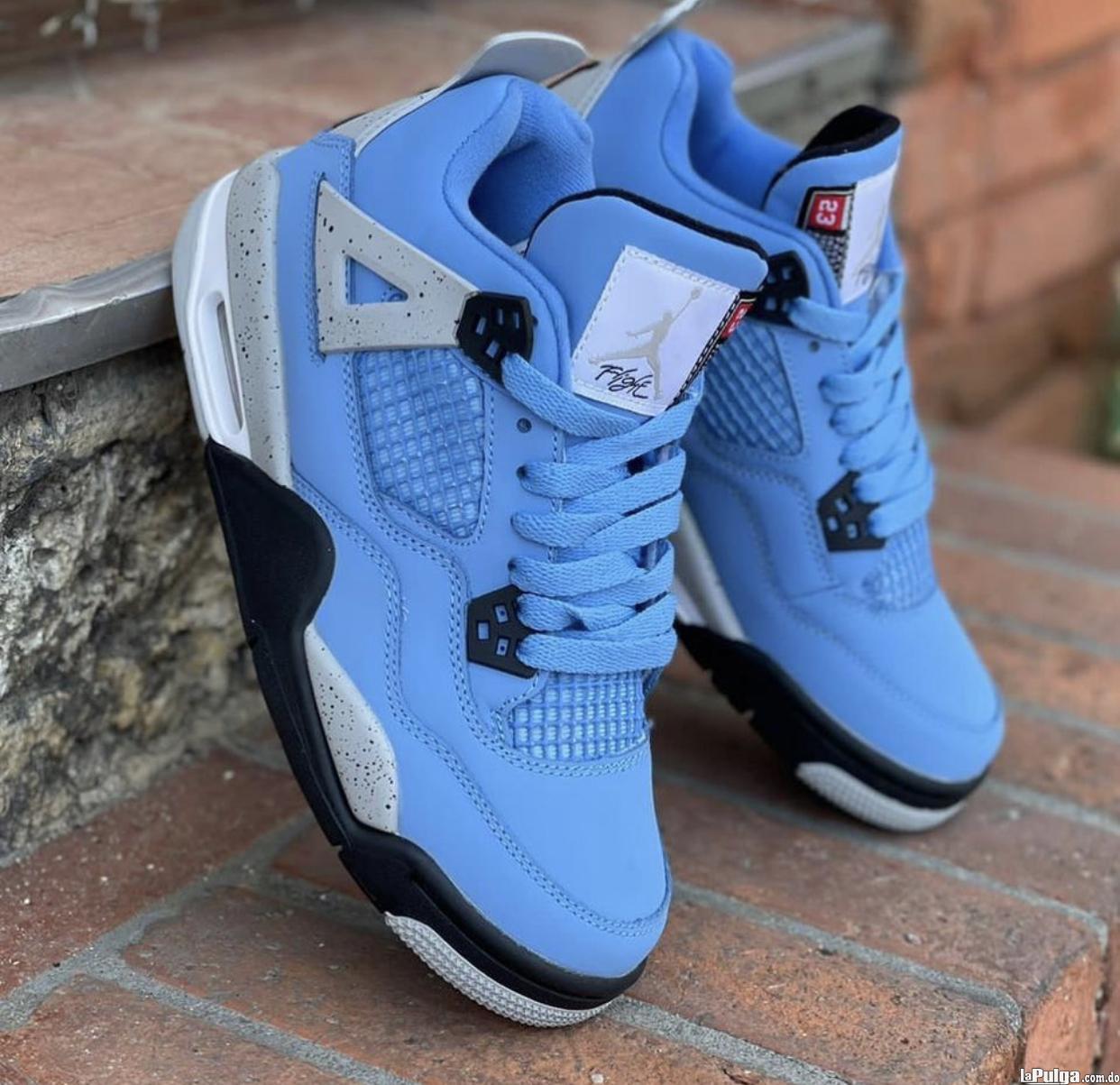 Tenis Jordan Retro 4 University Blue 2K24 Foto 7002780-5.jpg