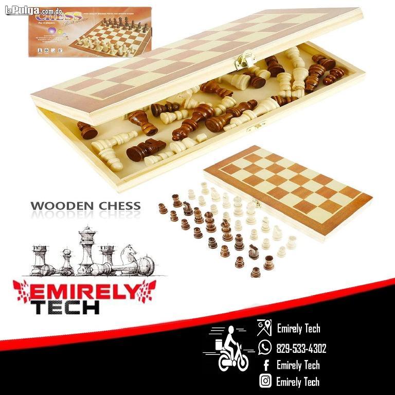 Ajedrez de alta calidad juego de mesa madera Foto 7006774-3.jpg