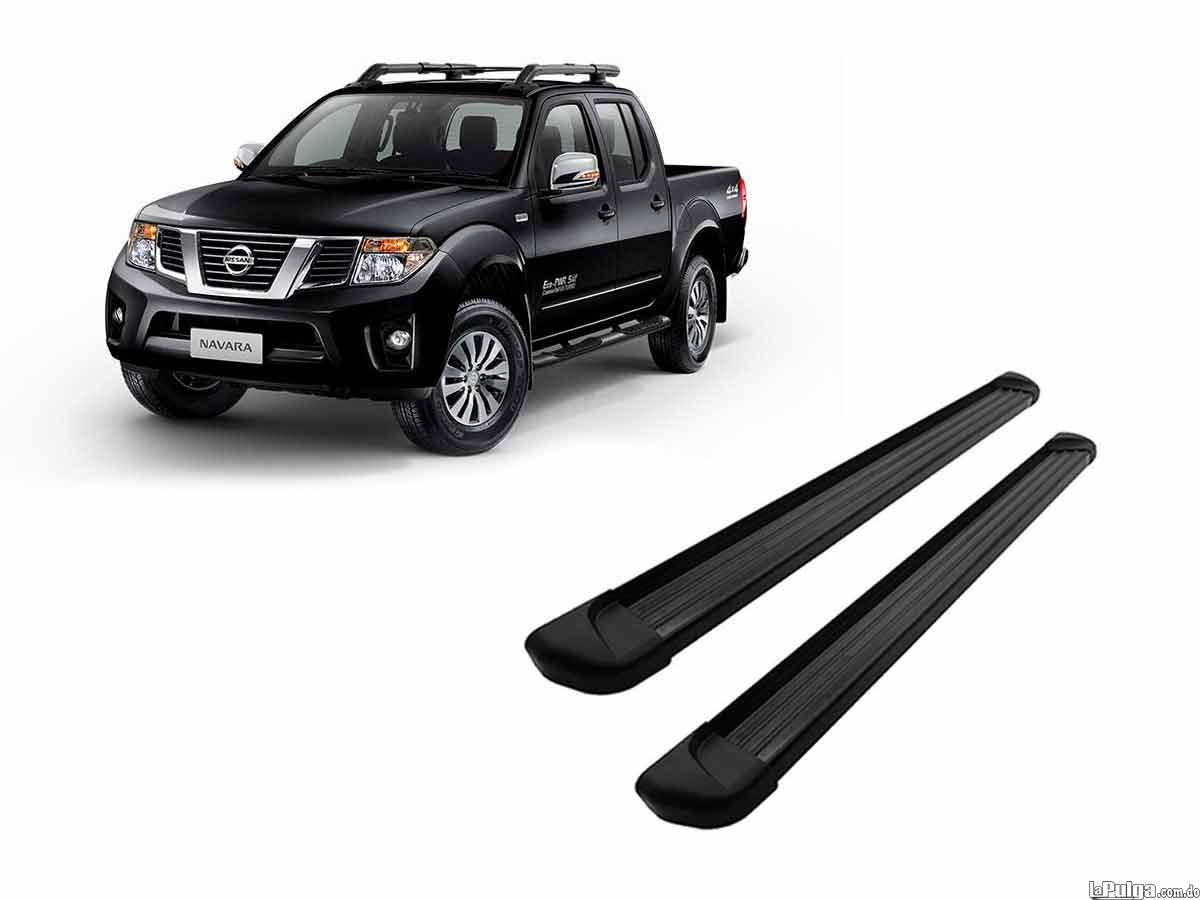 Estribo Nissan Navara stribol pasa pie Foto 7016161-1.jpg