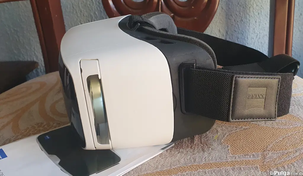 Visor de Realidad Virgutal VR One Zeiss Plus COMO NUEVO Foto 7021028-5.jpg