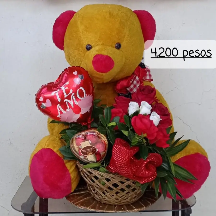 Peluche con flores naturales Foto 7034845-3.jpg