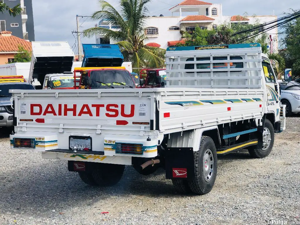 Daihatsu Delta 2005 Confort Cama Larga 500 mil de inicial  Foto 7038460-5.jpg